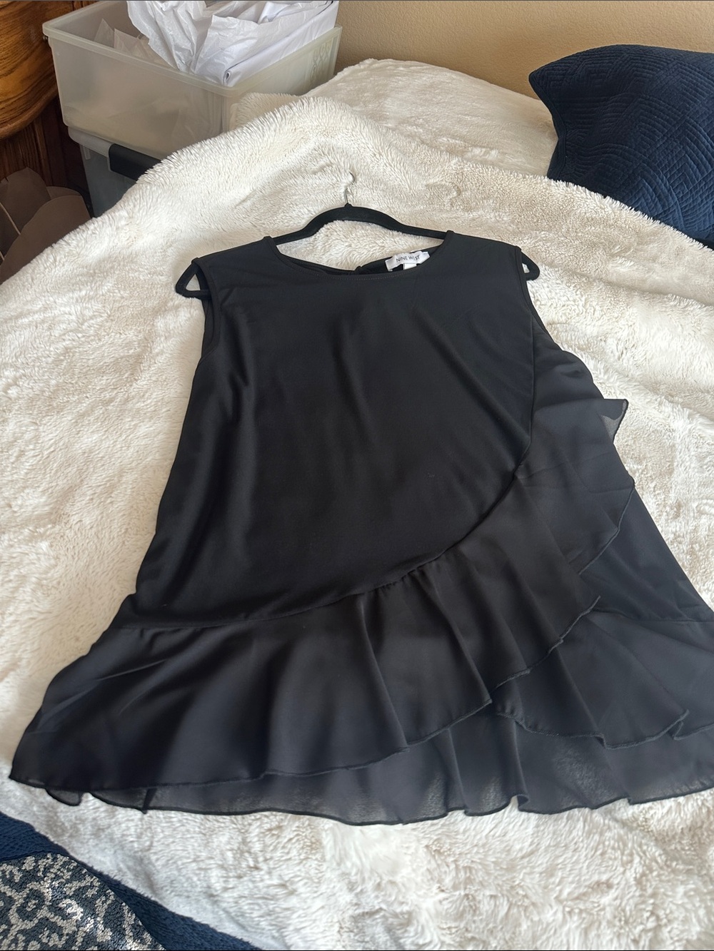 Nine West Black Sleeveless Ruffle-Hem Tunic